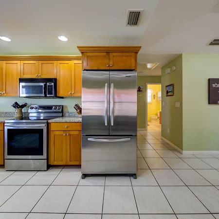 Sandy Feet Retreat By Vacation Homes Collection غولف شورز المظهر الخارجي الصورة